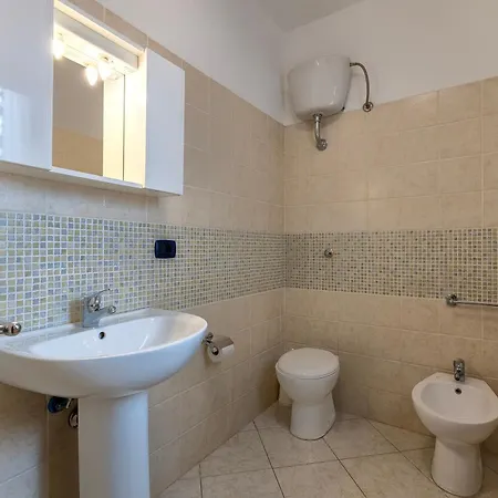 Prázdninový dům Sea View Isola Rossa 6 *